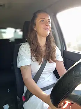 Snapshot of MariiD chatting on September 9, 2025, 6:35 am MariiD online show from September 9, 2025, 6:35 am