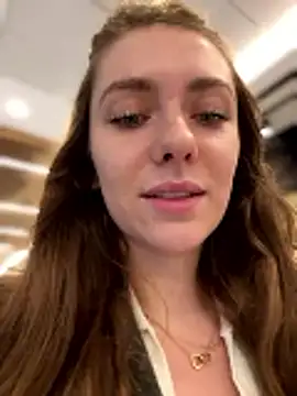 MariiD online show from December 18, 2025, 10:21 am