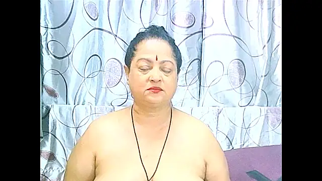 Snapshot of matureindian chatting on April 23, 2026, 9:52 am matureindian online show from April 23, 2026, 9:52 am