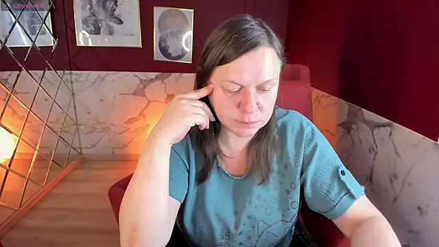 KellyPerfection online show from May 27, 2026, 7:38 am