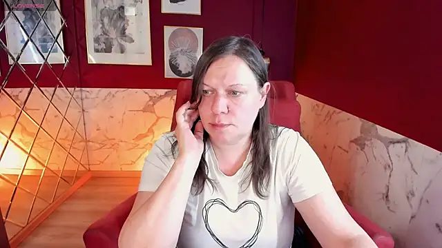 KellyPerfection online show from May 31, 2026, 8:43 pm