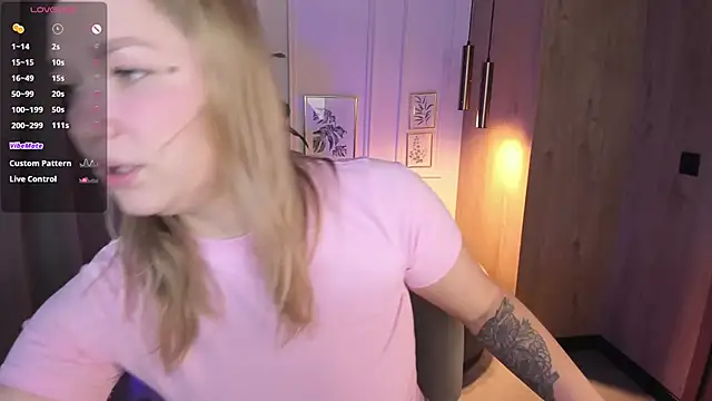 BellaDreamy online show from September 23, 2025, 10:18 am