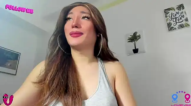 hottycrishina online show from January 18, 2025, 2:03 am