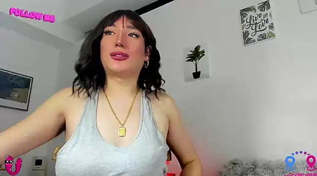 hottycrishina online show from March 1, 2025, 10:24 am