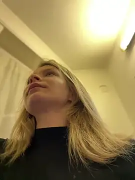 AnastasiaAniess online show from January 3, 2025, 7:50 pm