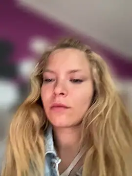 AnastasiaAniess online show from April 9, 2026, 8:31 am