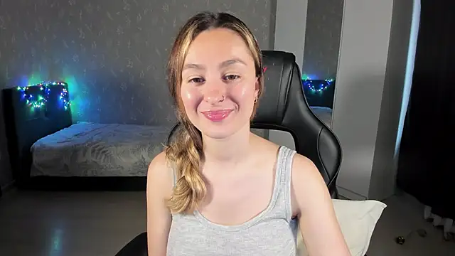 Snapshot of EllaFresh chatting on June 28, 2026, 4:02 pm EllaFresh online show from June 28, 2026, 4:02 pm