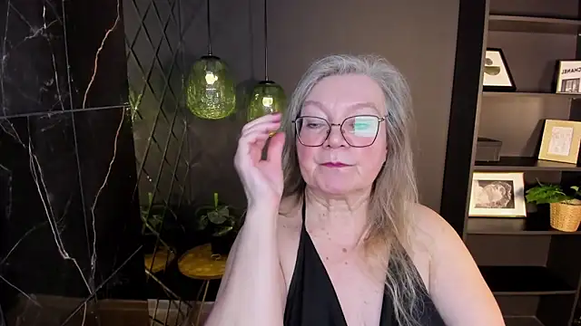 Snapshot of NataliMellow chatting on January 19, 2026, 1:48 pm NataliMellow online show from January 19, 2026, 1:48 pm