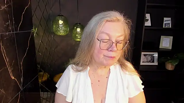 Snapshot of NataliMellow chatting on February 15, 2026, 1:09 pm NataliMellow online show from February 15, 2026, 1:09 pm