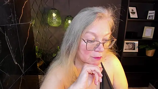 Snapshot of NataliMellow chatting on February 20, 2026, 1:11 pm NataliMellow online show from February 20, 2026, 1:11 pm