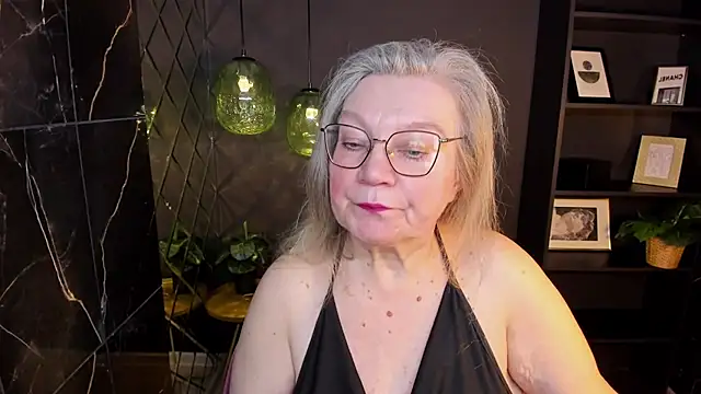 Snapshot of NataliMellow chatting on February 25, 2026, 12:59 pm NataliMellow online show from February 25, 2026, 12:59 pm