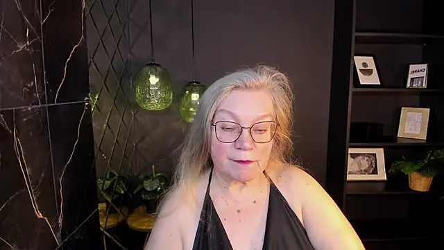 Snapshot of NataliMellow chatting on February 26, 2026, 1:21 pm NataliMellow online show from February 26, 2026, 1:21 pm