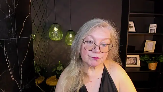 Snapshot of NataliMellow chatting on February 27, 2026, 1:11 pm NataliMellow online show from February 27, 2026, 1:11 pm