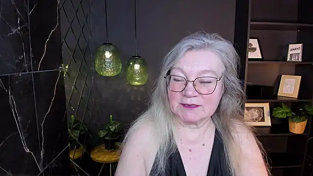 Snapshot of NataliMellow chatting on February 28, 2026, 1:01 pm NataliMellow online show from February 28, 2026, 1:01 pm