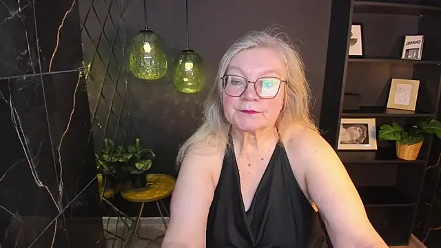 Snapshot of NataliMellow chatting on March 7, 2026, 1:52 pm NataliMellow online show from March 7, 2026, 1:52 pm