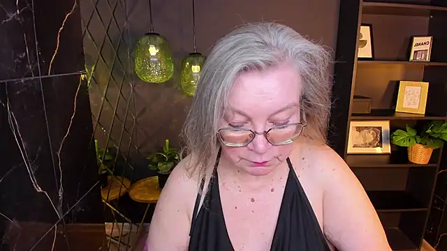 Snapshot of NataliMellow chatting on April 12, 2026, 4:56 pm NataliMellow online show from April 12, 2026, 4:56 pm