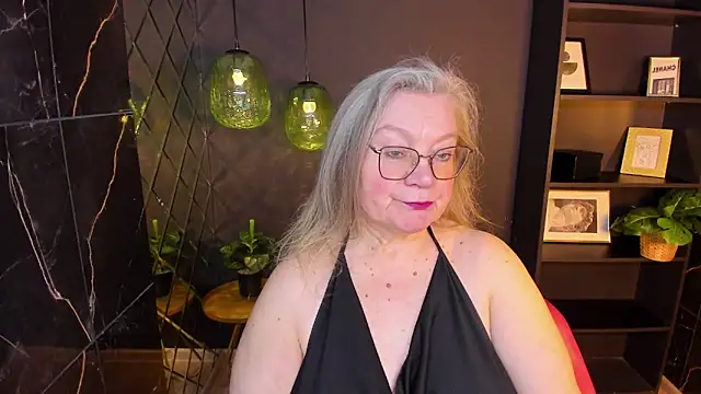 Snapshot of NataliMellow chatting on April 18, 2026, 1:15 pm NataliMellow online show from April 18, 2026, 1:15 pm