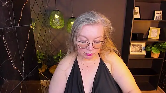 Snapshot of NataliMellow chatting on April 19, 2026, 1:10 pm NataliMellow online show from April 19, 2026, 1:10 pm
