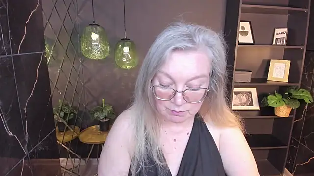 Snapshot of NataliMellow chatting on May 11, 2026, 2:45 pm NataliMellow online show from May 11, 2026, 2:45 pm