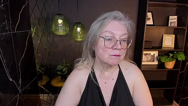 Snapshot of NataliMellow chatting on May 17, 2026, 1:18 pm NataliMellow online show from May 17, 2026, 1:18 pm