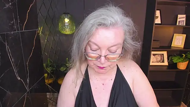 Snapshot of NataliMellow chatting on May 22, 2026, 1:17 pm NataliMellow online show from May 22, 2026, 1:17 pm