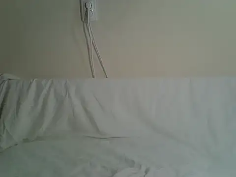 Snapshot of DitaVira chatting on December 18, 2025, 8:04 pm DitaVira online show from December 18, 2025, 8:04 pm