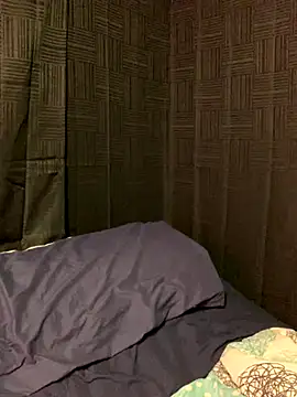 Rakiyahcharms online show from November 24, 2025, 4:23 am