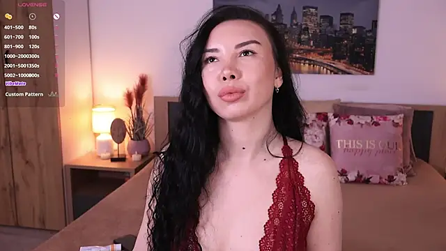 Leila  Sweet online show from April 24, 2026, 5:32 am