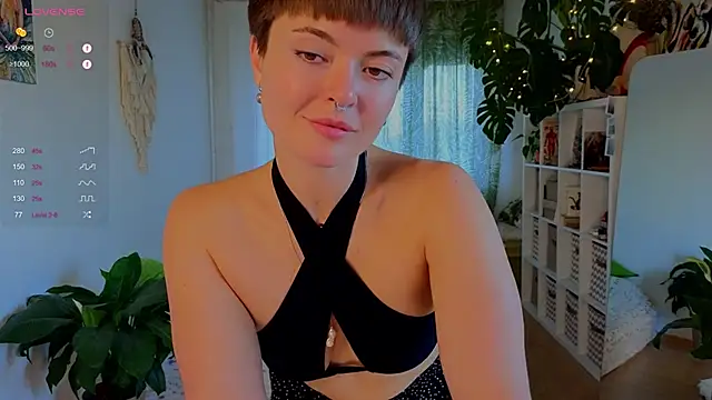 lana sky online show from September 30, 2025, 2:33 pm