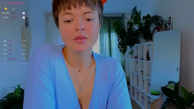 lana sky online show from October 18, 2025, 1:34 pm