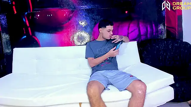 AmazingPartys online show from October 13, 2025, 12:27 pm