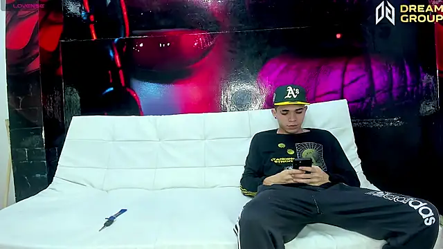 AmazingPartys online show from April 9, 2026, 7:41 pm