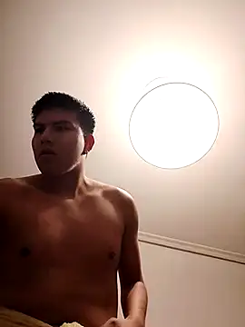 Snapshot of mikeeeeeell chatting on January 6, 2026, 8:01 pm mikeeeeeell online show from January 6, 2026, 8:01 pm