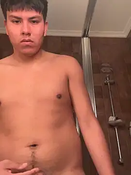 Snapshot of mikeeeeeell chatting on March 7, 2026, 9:23 pm mikeeeeeell online show from March 7, 2026, 9:23 pm