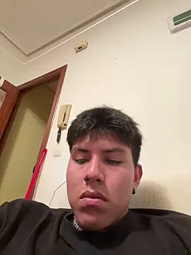 Snapshot of mikeeeeeell chatting on March 13, 2026, 9:54 pm mikeeeeeell online show from March 13, 2026, 9:54 pm