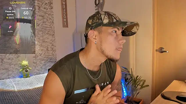 CRAZYBOYLOVE online show from October 9, 2025, 10:02 am