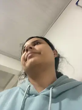 Snapshot of AbbyTaylorr chatting on November 15, 2025, 3:15 am AbbyTaylorr online show from November 15, 2025, 3:15 am