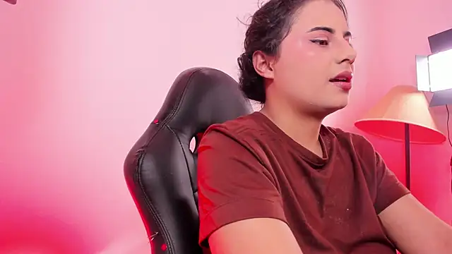 Snapshot of AbbyTaylorr chatting on December 2, 2025, 10:05 pm AbbyTaylorr online show from December 2, 2025, 10:05 pm