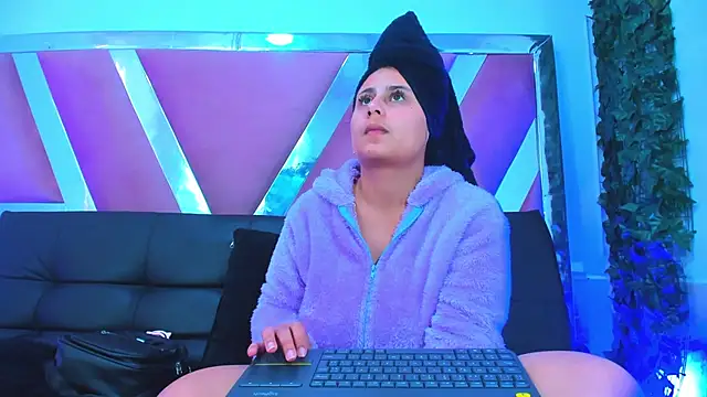 Snapshot of AbbyTaylorr chatting on February 21, 2026, 6:31 pm AbbyTaylorr online show from February 21, 2026, 6:31 pm