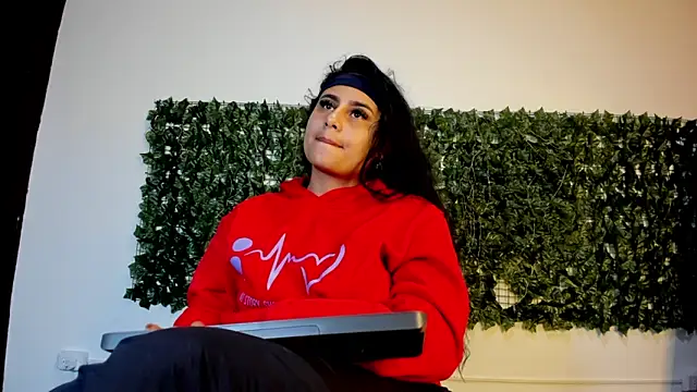 Snapshot of AbbyTaylorr chatting on April 10, 2026, 12:27 am AbbyTaylorr online show from April 10, 2026, 12:27 am