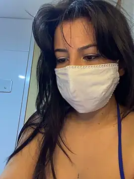 White-Petite online show from April 21, 2026, 7:17 pm