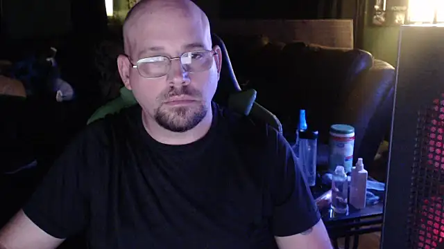 Hunter Largoxh online show from November 24, 2025, 2:44 am