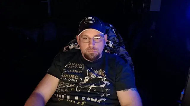 Hunter Largoxh online show from March 6, 2026, 1:13 am