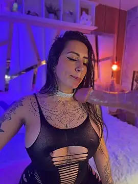 Snapshot of Tattooed_spittingdoll chatting on May 20, 2026, 4:46 pm Tattooed spittingdoll online show from May 20, 2026, 4:46 pm