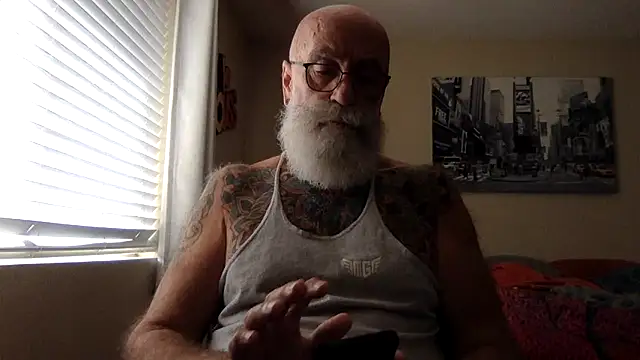 Snapshot of IamReady@xh chatting on April 16, 2026, 4:19 pm IamReadyxh online show from April 16, 2026, 4:19 pm