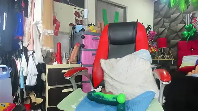 alexa fiore01 online show from March 18, 2025, 2:48 pm