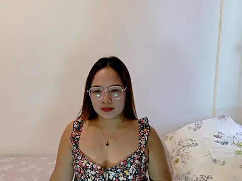 BURBERRY69 online show from May 8, 2026, 6:52 am