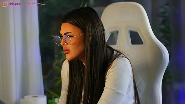 Snapshot of perfectt33n chatting on December 23, 2024, 9:38 am perfectt33n online show from December 23, 2024, 9:38 am