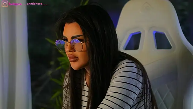 Snapshot of perfectt33n chatting on January 3, 2025, 9:15 am perfectt33n online show from January 3, 2025, 9:15 am