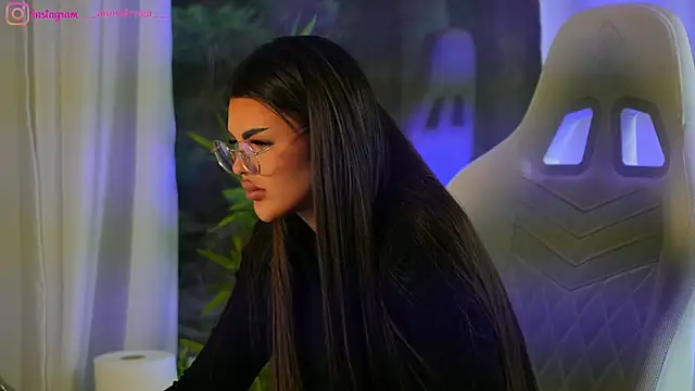 Snapshot of perfectt33n chatting on January 25, 2025, 9:36 am perfectt33n online show from January 25, 2025, 9:36 am